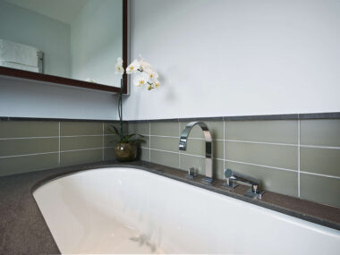 nettoyer des joints de salle de bain