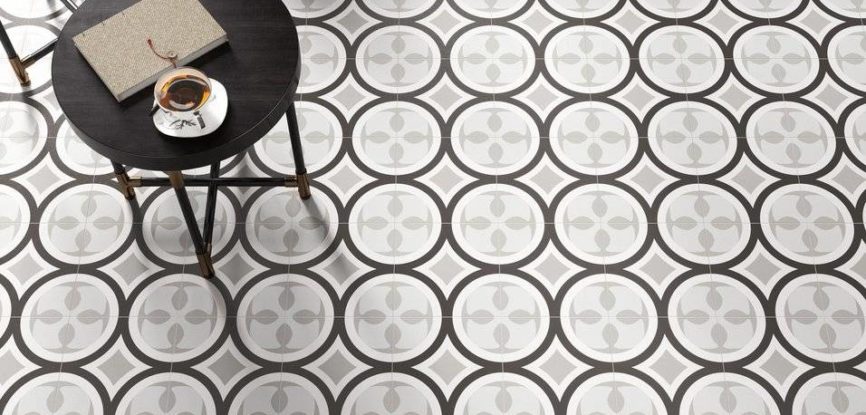Carreaux de ciment noirs et blancs