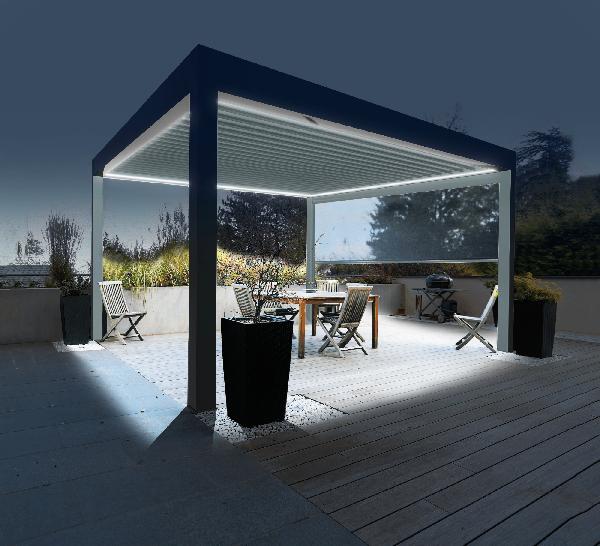 Pergola ou parasol : voici notre pergola bioclimatique de nuit