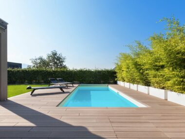 Piscine-design-dans-une-résidence-moderne