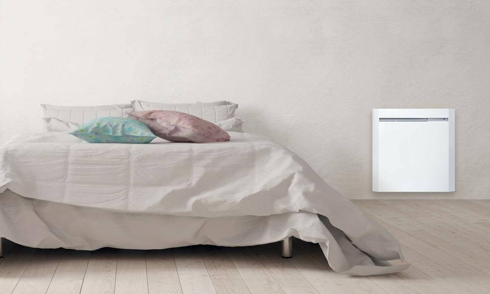 Radiateur électrique à inertie dans chambre à coucher