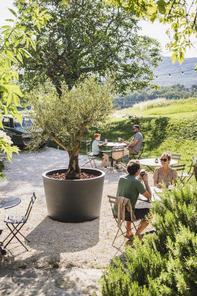 Grand pot extérieur Conik Large